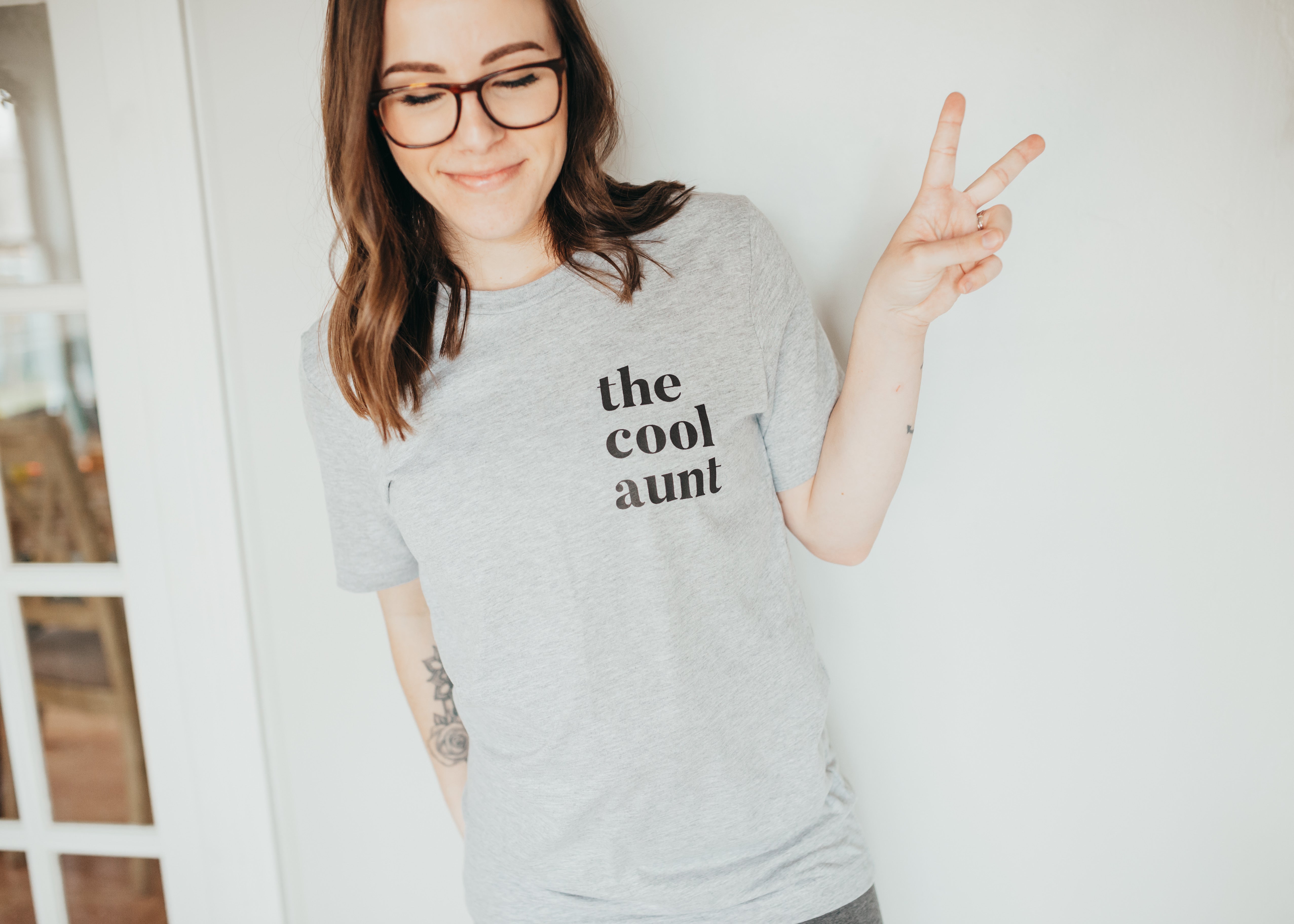 The Cool Aunt Tee (Peach, Gray)